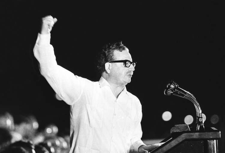 Salvadorallende_2512