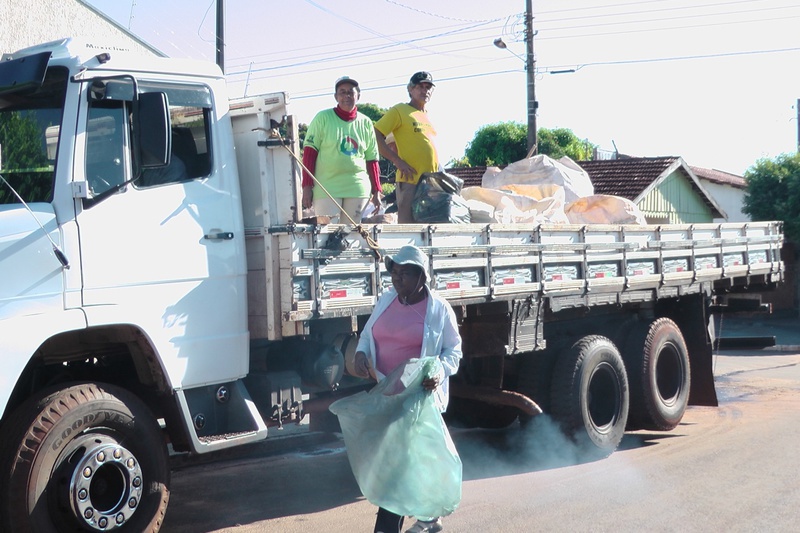 Associação catadores de materiais reciclável de nova andradina