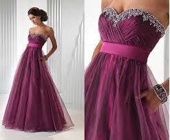 Vestido festa com tule