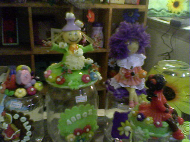 12 06 09 211547 display