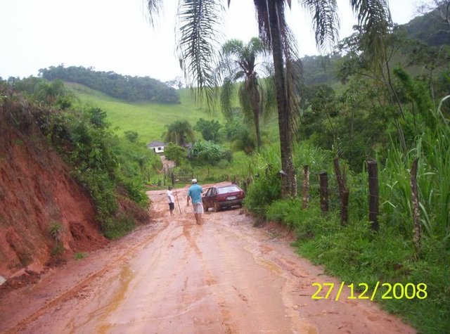 Estrada de barro cipo display