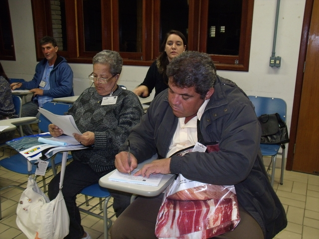Cfes naciona oficina formação politica modulo 1 dia 1  37  display