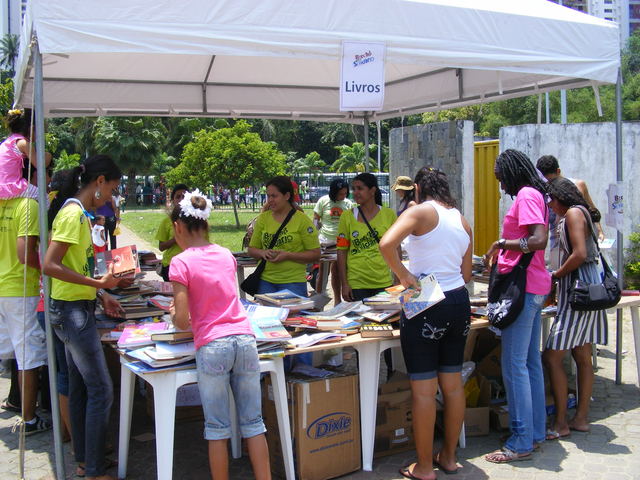 Barraca de troca de livros 2 display