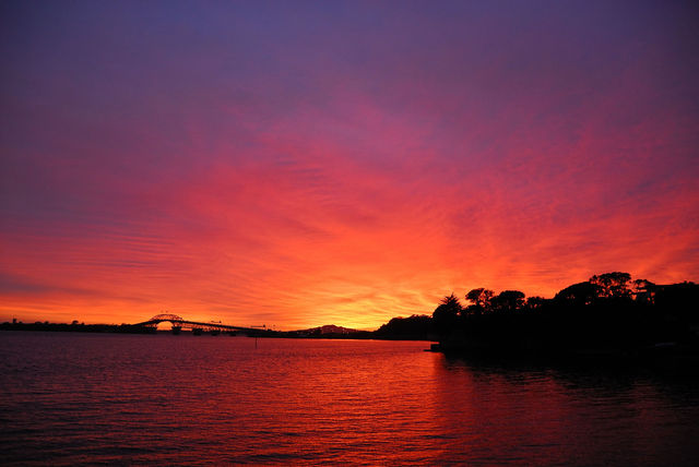 Radioactivesunrise display