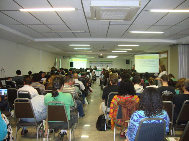 Encontro de diálogos e convergências 045 display