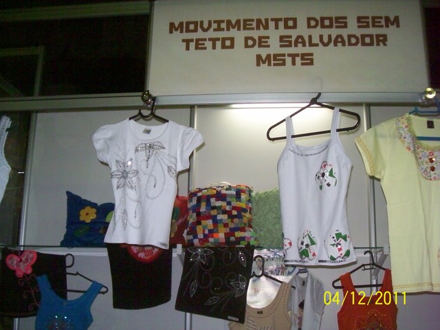 100 2836 display