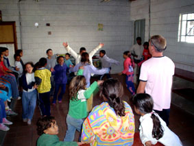 10.05.07.arco Íris.teatro  1  display