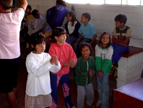 10.05.07.arco Íris.teatro  5  display