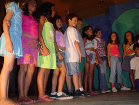 18.05.07.arco Íris.teatro  18  display