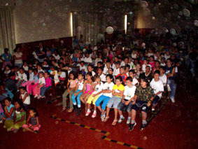 18.05.07.arco Íris.teatro  19  display