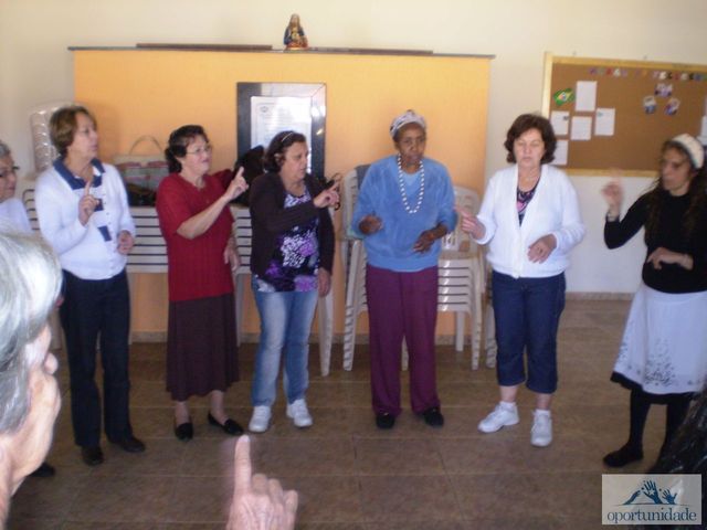 17.11.2010 dançando a roda da vida  2  display