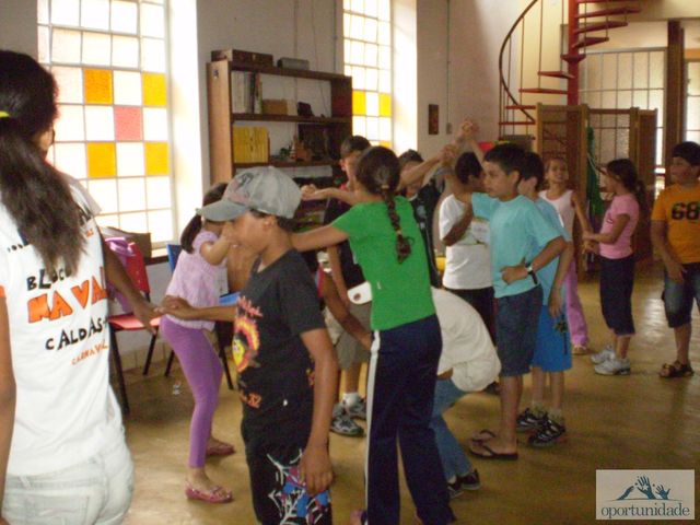 2009.12.04.jogos e brincadeiras  8  display