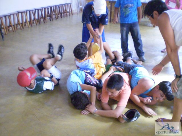 2009.12.04.jogos e brincadeiras  22  display