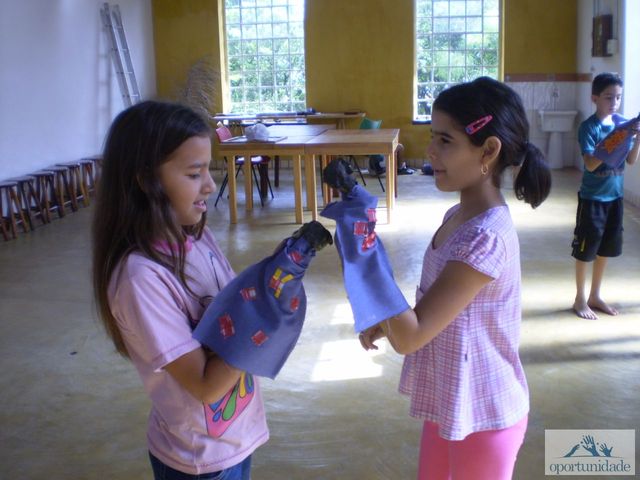 2009.12.11.jogos e brincadeiras display