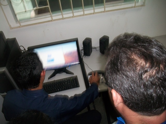 100 4457 display