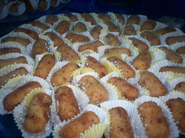 Coofe salgados fritos display