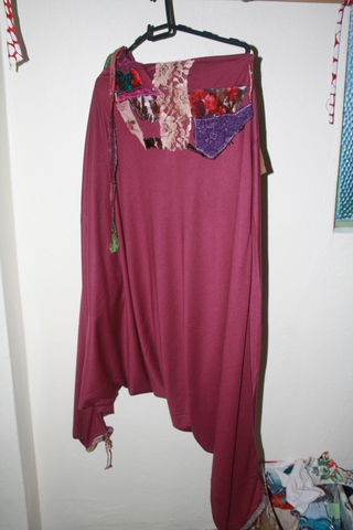 Roupa bordadoyaya display