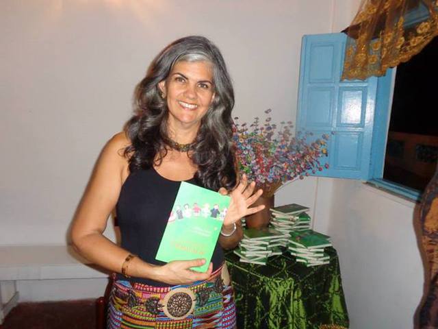Débora lançamento 2014 display